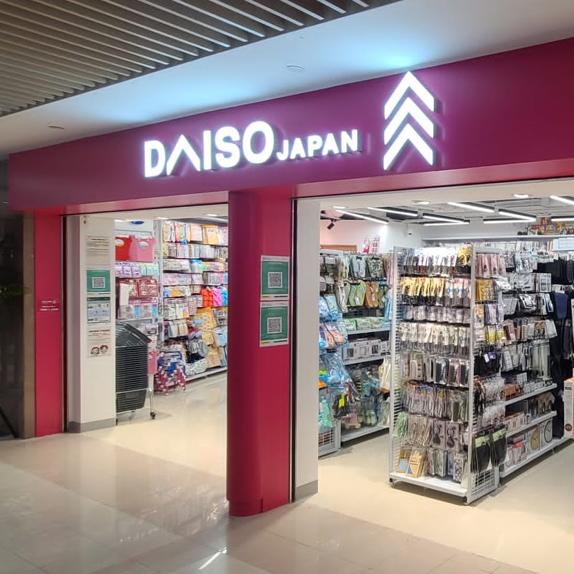 Daiso Japan 石篱店